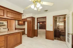 712 Browning St, Angleton, TX 77515 - Photo 20