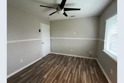 9559 Carmalee Street, Houston, TX 77075 - Photo 10