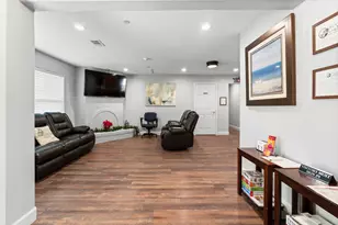 1930 River Falls Dr, Houston, TX 77339 - Photo 8