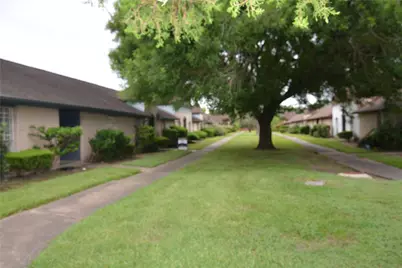 7104 Jetty Lane, Houston, TX 77072 - Photo 2