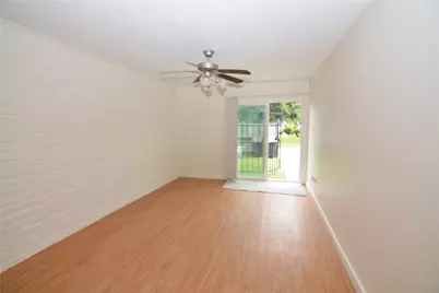 7104 Jetty Lane, Houston, TX 77072 - Photo 4