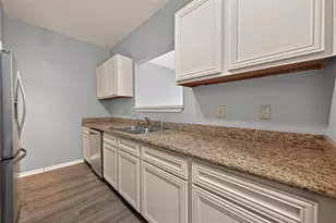 8091 El Mundo St, Houston, TX 77054 - Photo 10