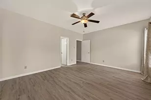 8091 El Mundo St, Houston, TX 77054 - Photo 18