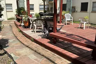 301 Avondale St, Houston, TX 77006 - Photo 1