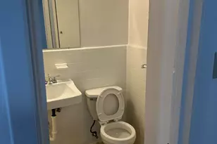 301 Avondale St, Houston, TX 77006 - Photo 6