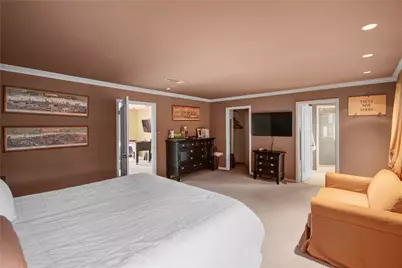 526 Bolton Place, Houston, TX 77024 - Photo 34