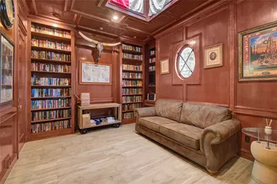526 Bolton Place, Houston, TX 77024 - Photo 24