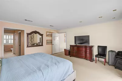 526 Bolton Place, Houston, TX 77024 - Photo 38