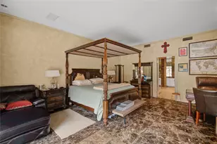 526 Bolton Pl, Houston, TX 77024 - Photo 20