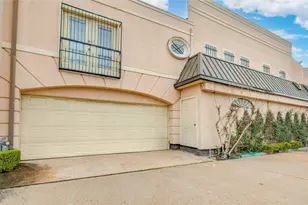 526 Bolton Pl, Houston, TX 77024 - Photo 46