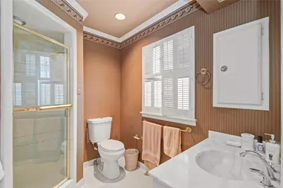 526 Bolton Place, Houston, TX 77024 - Photo 34
