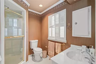 526 Bolton Pl, Houston, TX 77024 - Photo 34