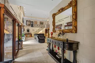 526 Bolton Pl, Houston, TX 77024 - Photo 6