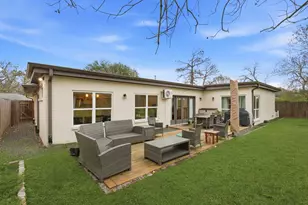 5807 Ettrick Dr, Houston, TX 77035 - Photo 38