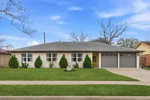 5807 Ettrick Dr, Houston, TX 77035 - Photo 2