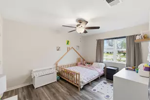 5807 Ettrick Dr, Houston, TX 77035 - Photo 26