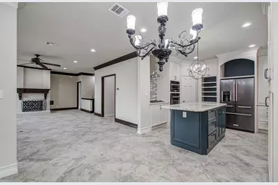 2 Hickory Shadows Drive, Houston, TX 77055 - Photo 22