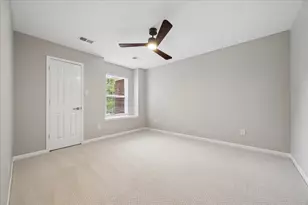 1306 Hunter Wood Dr, League City, TX 77573 - Photo 36