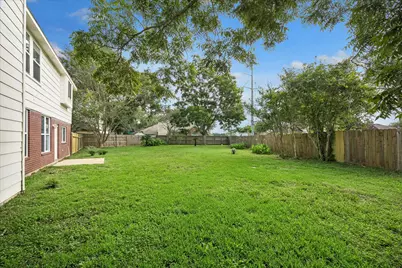 1306 Hunter Wood Drive, League City, TX 77573 - Photo 40