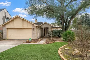 12311 Exbury Ct, Tomball, TX 77377 - Photo 2