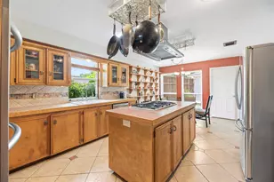 14203 Wickersham Ln, Houston, TX 77077 - Photo 4