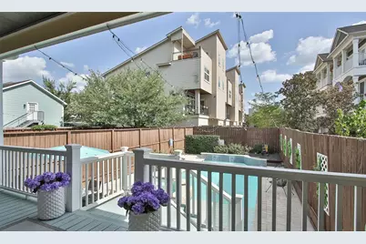 1330 W 25th Street #C, Houston, TX 77008 - Photo 30