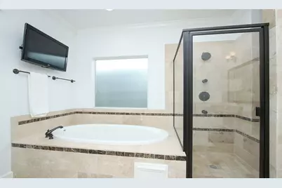 1330 W 25th Street #C, Houston, TX 77008 - Photo 24