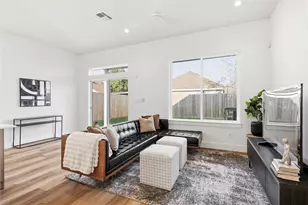 3607 New Orleans St, Houston, TX 77020 - Photo 12