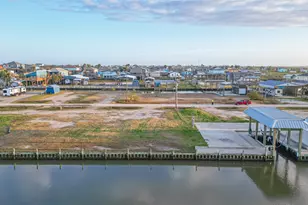 1109 Gator Point, Crystal Beach, TX 77650 - Photo 10