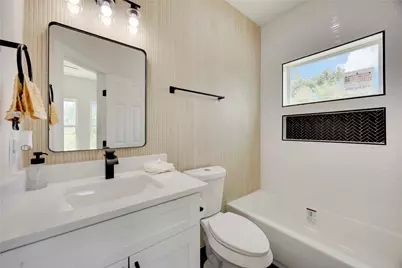 2110 - 2112 Des Chaumes Street #A-B, Houston, TX 77026 - Photo 28