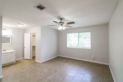 1611 Pecan Hollow Street, Pearland, TX 77581 - Photo 6