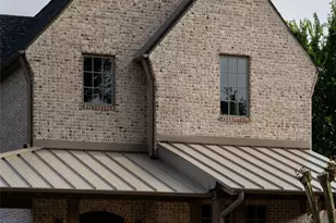 1126 E 7th 1/2 St, Houston, TX 77009 - Photo 2