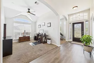 1527 Mexia Spring Ct, League City, TX 77573 - Photo 8