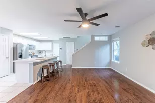 19 Timberstar St, The Woodlands, TX 77382 - Photo 6