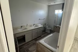 989 Alberdie Dr, Crystal Beach, TX 77650 - Photo 28