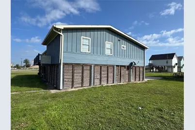 989 Alberdie Drive, Crystal Beach, TX 77650 - Photo 4