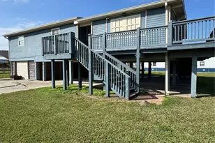 989 Alberdie Dr, Crystal Beach, TX 77650 - Photo 14