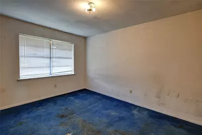 921 E 3rd Street, Bellville, TX 77418 - Photo 16