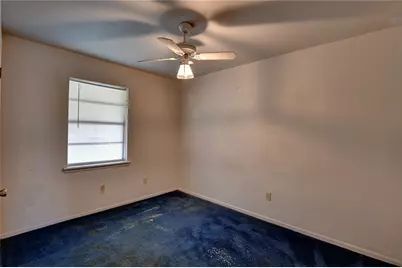 921 E 3rd Street, Bellville, TX 77418 - Photo 14