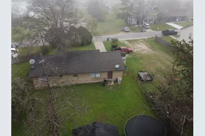 921 E 3rd Street, Bellville, TX 77418 - Photo 1