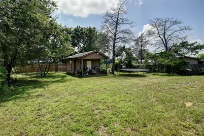 921 E 3rd Street, Bellville, TX 77418 - Photo 6