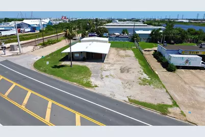 8017 Harborside Drive, Galveston, TX 77554 - Photo 1