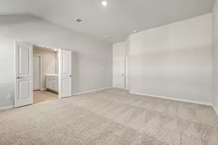 8126 Sunberry Shadow Dr, Houston, TX 77016 - Photo 4