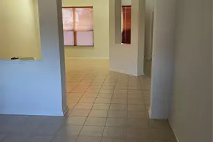 7110 Liberty Creek Tr, Houston, TX 77049 - Photo 2