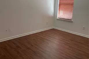 7110 Liberty Creek Tr, Houston, TX 77049 - Photo 14