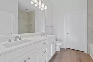 1900 Barton Springs Rd, Austin, TX 78704 - Photo 10