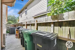10011 Gil Jr Ln, Houston, TX 77075 - Photo 46