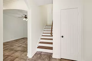 5712 Cornish St, Houston, TX 77007 - Photo 8