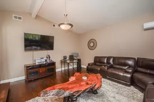 1402 Chestnut Ridge Rd, Kingwood, TX 77339 - Photo 8
