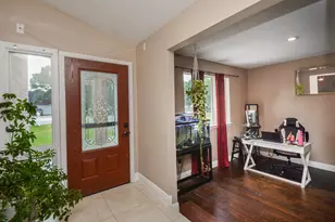 1402 Chestnut Ridge Rd, Kingwood, TX 77339 - Photo 6